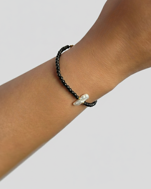 Pulsera en modelo