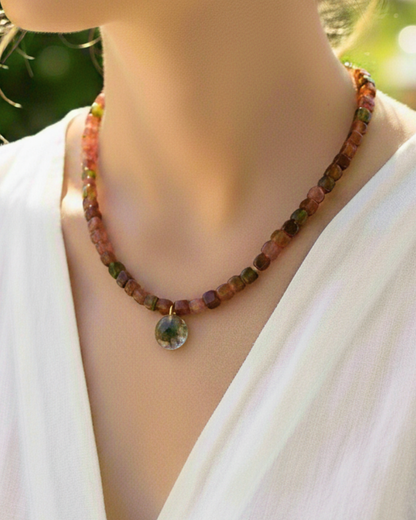 Collar Terre d'Or de ágata tonos tierra con hematite y baño de oro 18k - PIERRE & CHAÎNE.