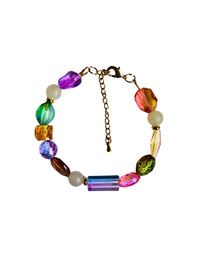 Detalle de jade natural y abalorios acrílicos de la Pulsera Gran Fiesta - PIERRE & CHAÎNE